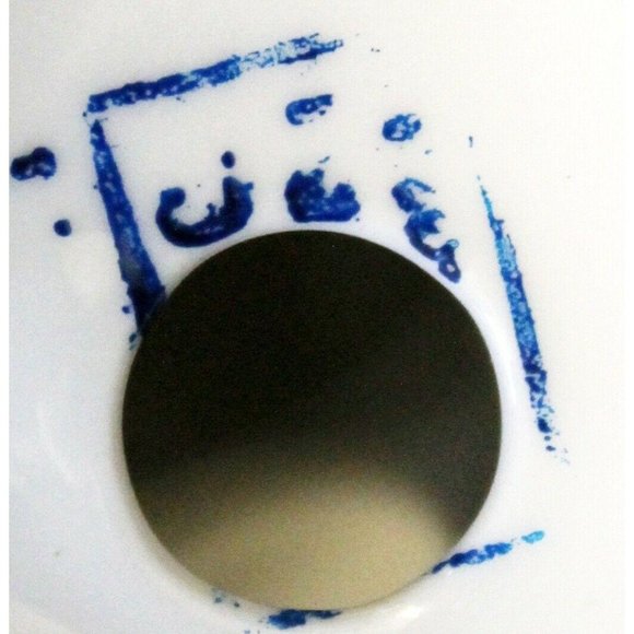 White Porcelain Doves in Flight Gold Trim Bibelou Romanian 5" Tall - Picture 8 of 8